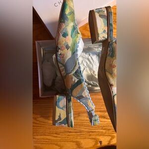 Chinese Laundry watercolor floral slingback kitten block heel